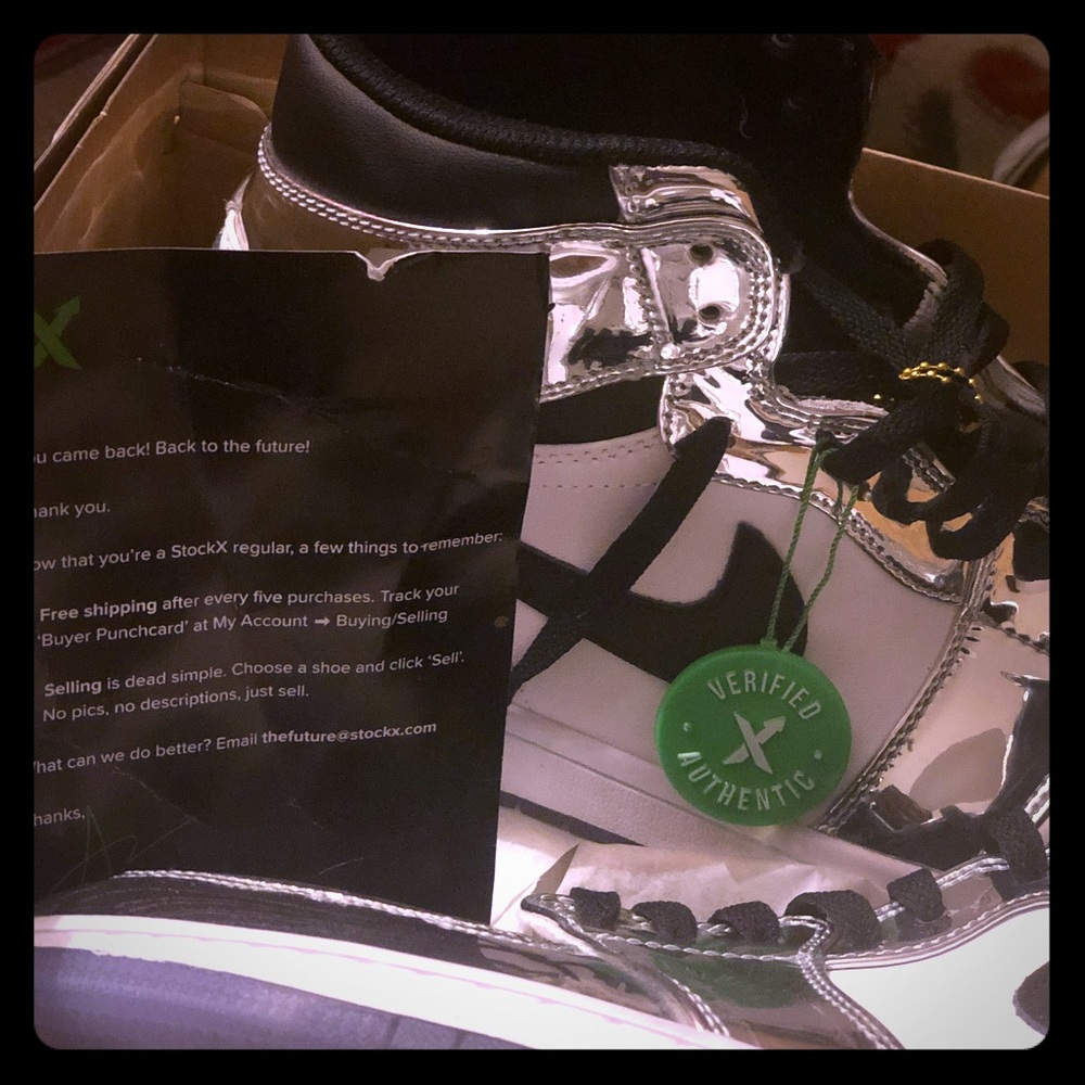 Authentic Jordan 1 pass the torch